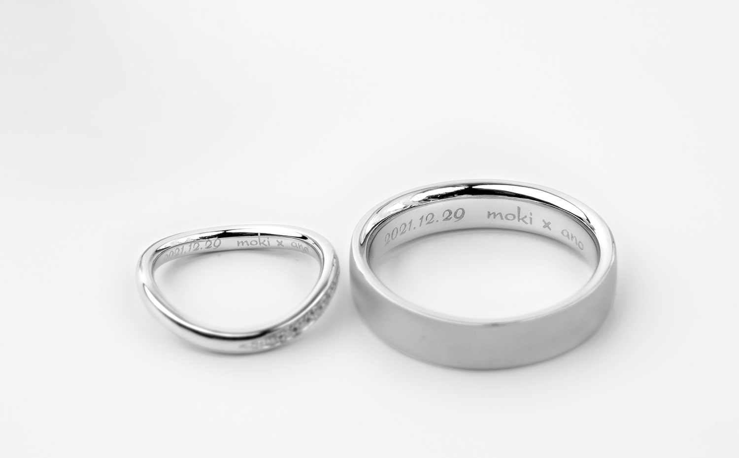 レーザーマーキングされた結婚指輪-事例2