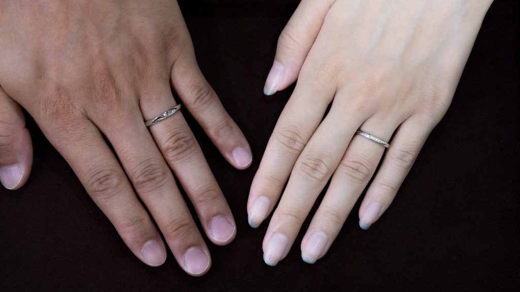 結婚指輪にもダイヤモンドをあしらう意味