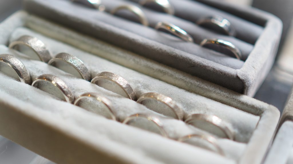 あまり予算をかけない場合