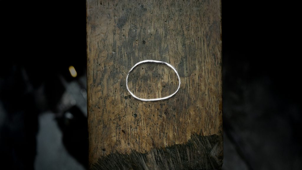 1. 耐久性（薄すぎるリングは変形・歪みの原因）