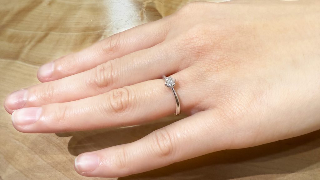 指に馴染む（＝シンプル）