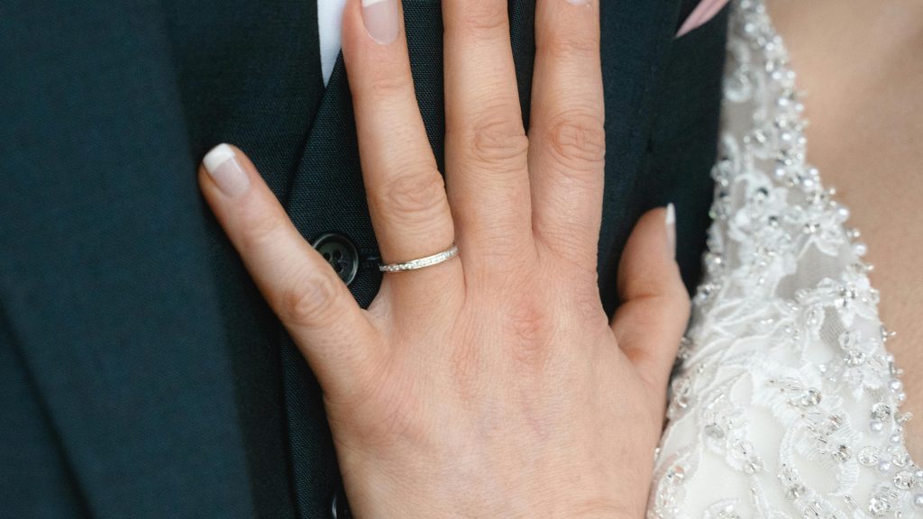 結婚指輪にエタニティを選ぶ理由