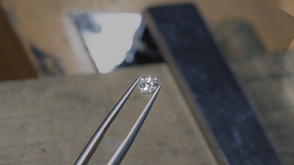 ② ダイヤモンド