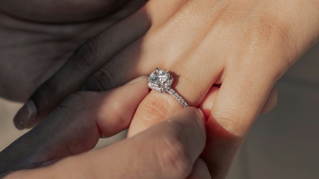 50万円の婚約指輪はどんな人に向いている？