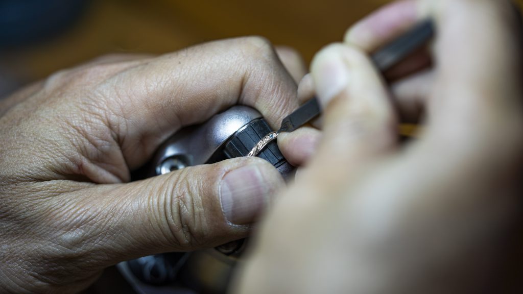 ③ 職人による製作工程